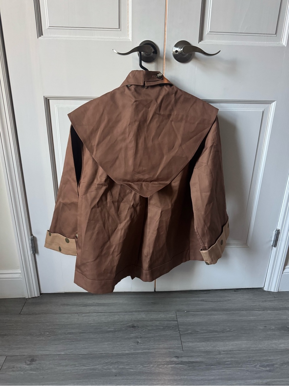 Reversible Jerry Crop Trench Coat - Camel Spot - Picture 3 of 5